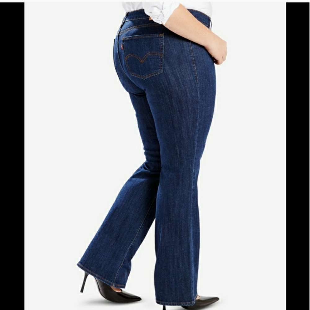 NWT! Levi’s plus size 415 classic bootcut jeans